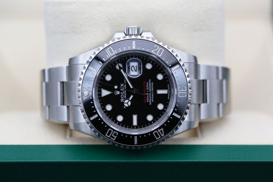 Rolex Sea-Dweller 126600 Image 5